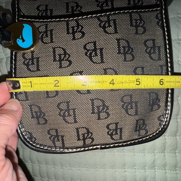 Dooney and Bourke Small Monogram Black and Gray Shoulder Bag - Picture 3 of 8